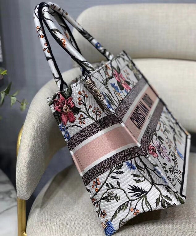 Christian Dior Small Dior Book Tote White - Image 3