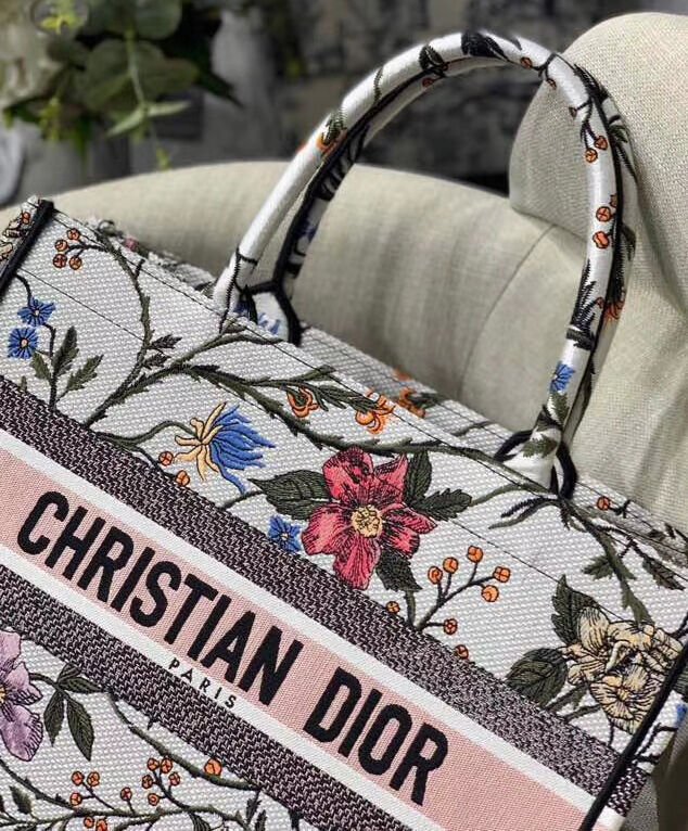 Christian Dior Small Dior Book Tote White - Image 4