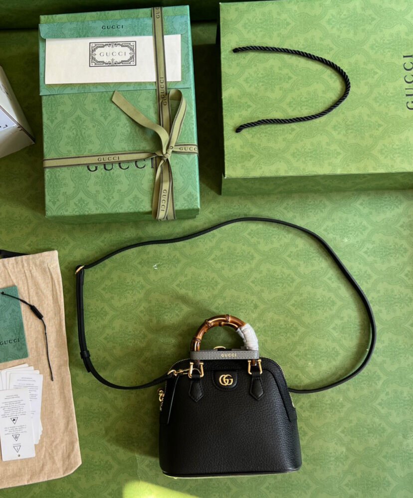 Gucci Diana Mini Tote Bag 715775 - Image 2