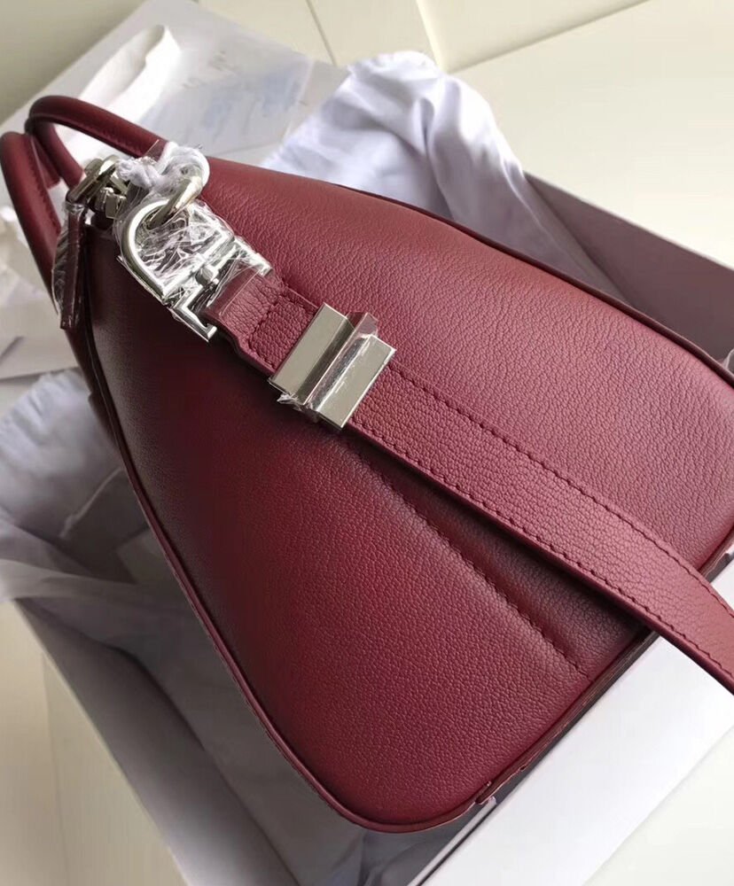 Givenchy Antigona Leather Large Duffel Mauve - Image 3