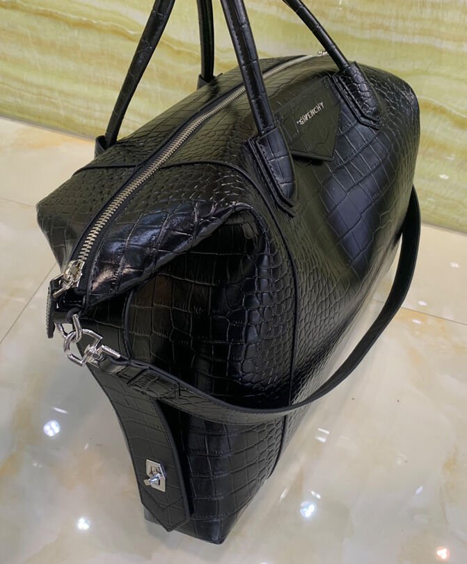 Givenchy Medium Antigona Soft Bag In Crocodile Effect Leather Black - Image 3