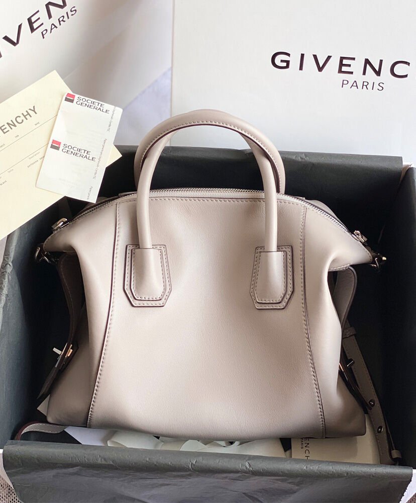 Givenchy Small Antigona Soft Bag In Smooth Leather Gray - Image 4