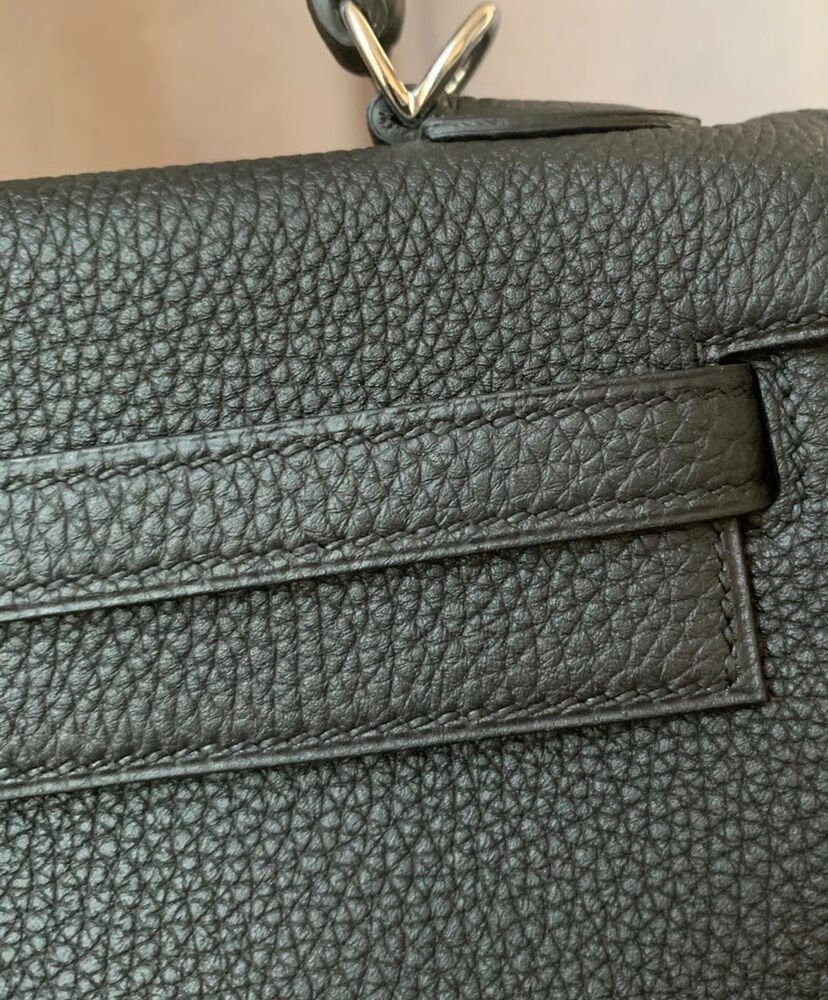 Hermes Kelly Bag 25 Togo Leather Black - Image 4