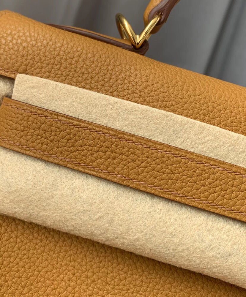 Hermes Kelly Bag 32 Togo Leather Apricot - Image 6