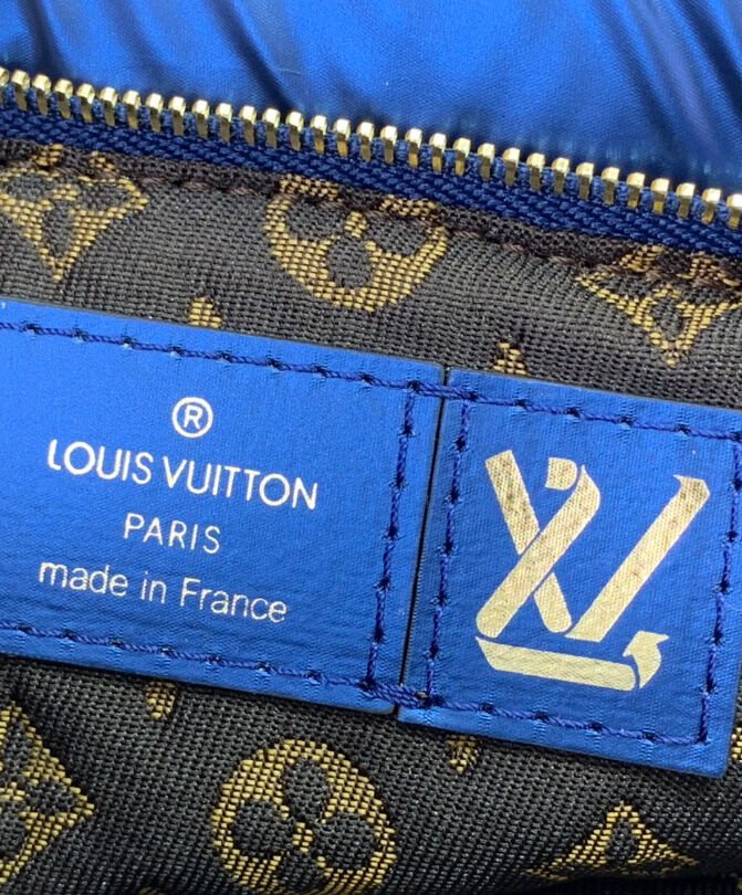 Louis Vuitton Maxi Multi Pochette Accessoires M21056 M21057 Dark Blue - Image 10