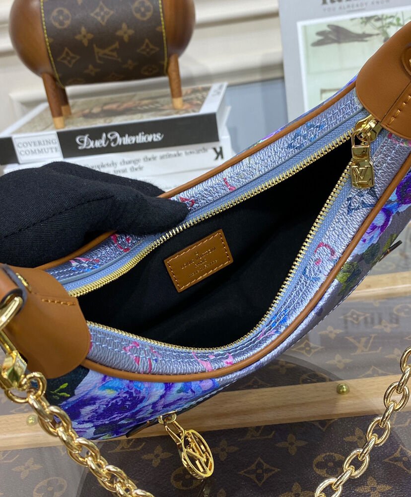 Louis Vuitton Loop M21183 Blue - Image 10