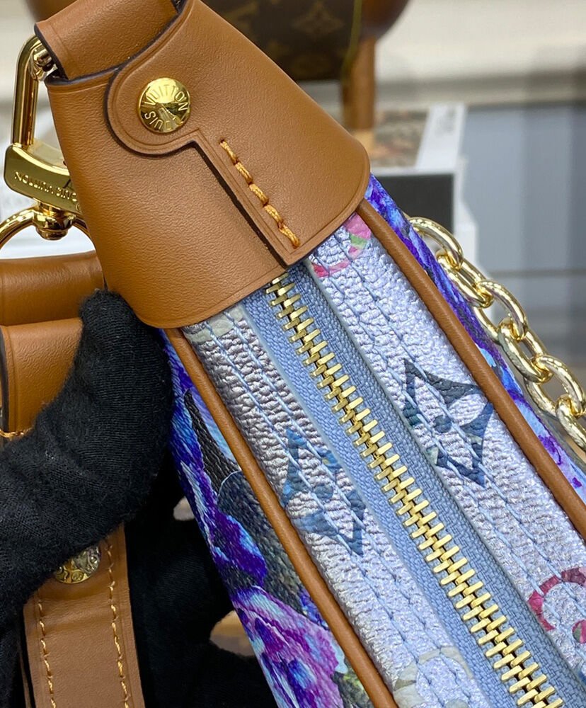 Louis Vuitton Loop M21183 Blue - Image 9