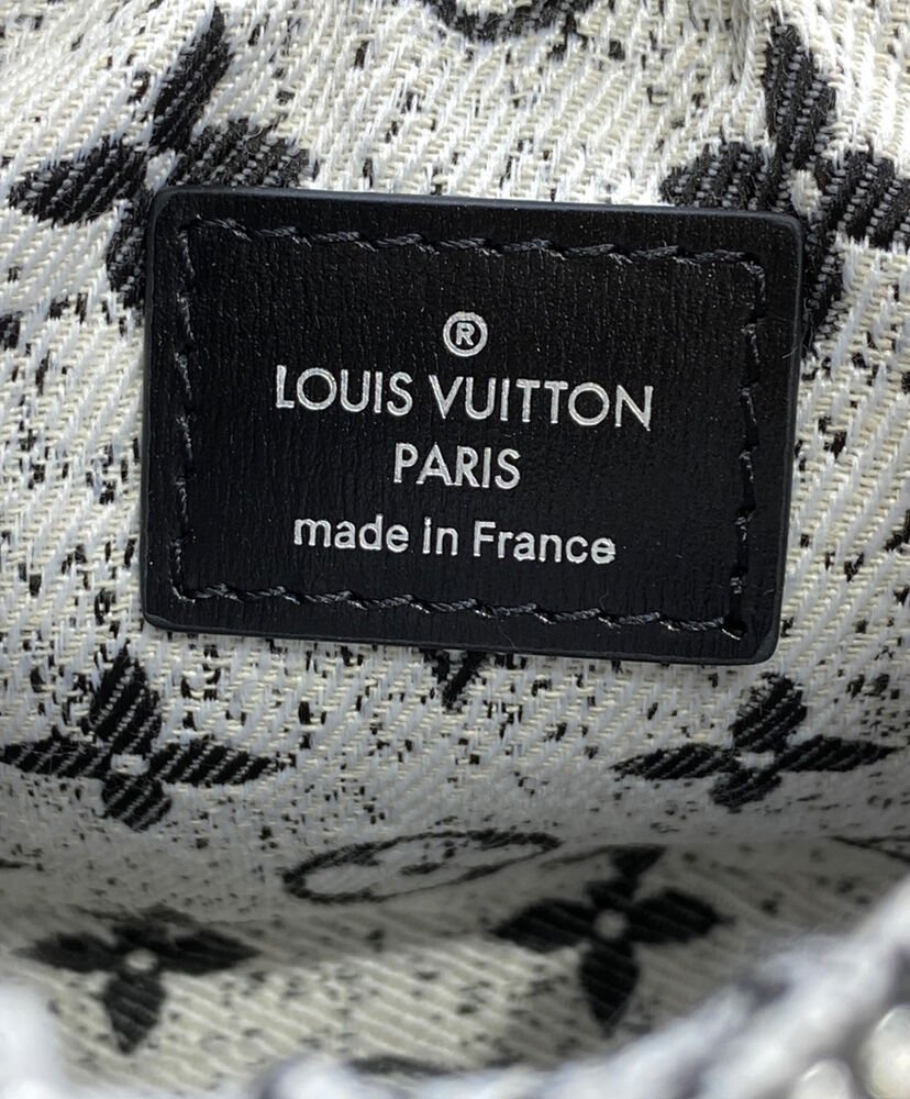Louis Vuitton Loop M21752 Gray - Image 10