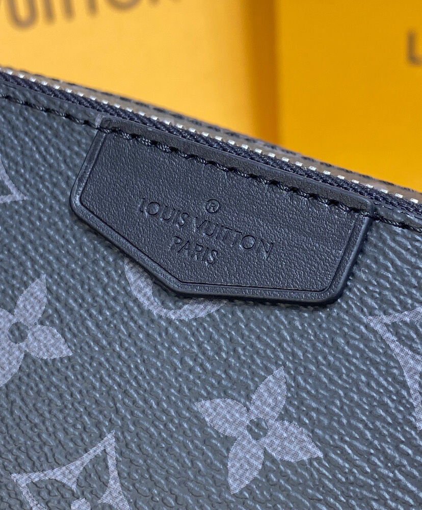 Louis Vuitton Alpha Wearable Wallet M80741 Black - Image 7