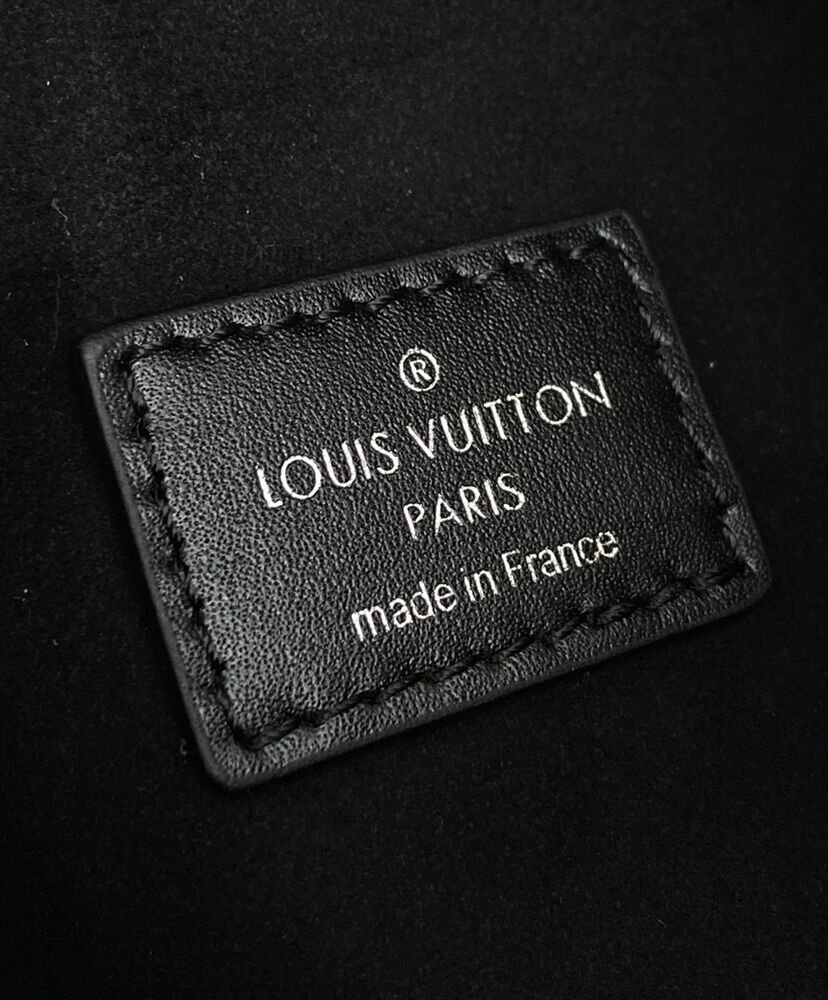 Louis Vuitton Side Trunk M21709 - Image 9