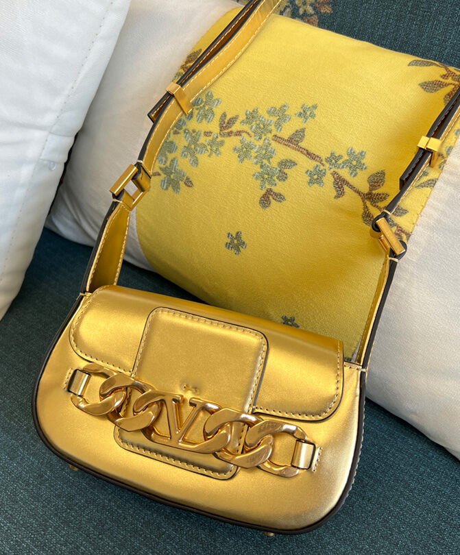 Valentino Vlogo Chain Small Laminated Nappa Shoulder Bag Golden - Image 2