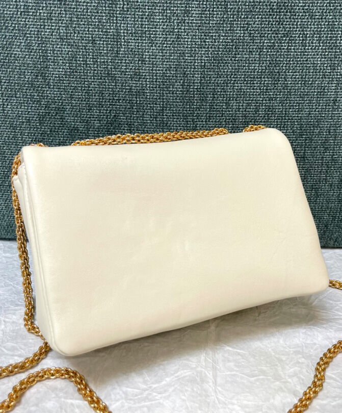 Valentino One Stud Nappa Bag With Chain Cream - Image 4