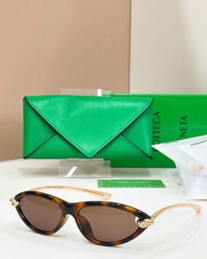 Bottega Veneta Women's Sunglasses BV1390S