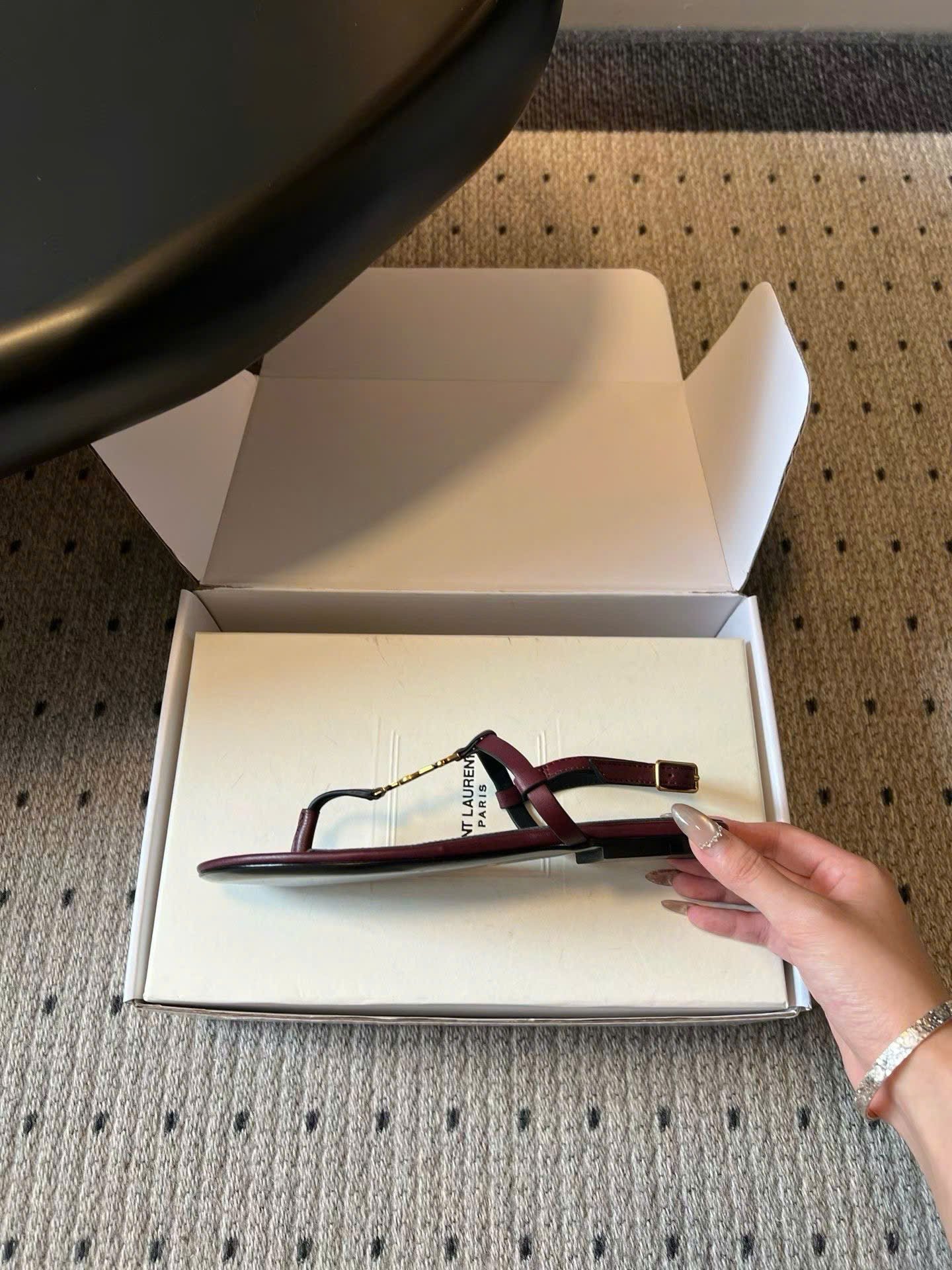 Saint Laurent YSL Cassandra Women's Sandal - Image 2
