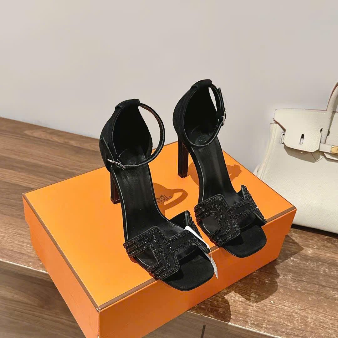 Hermès Joy Sandal Amarante Suede Leather 10.5cm - Image 8