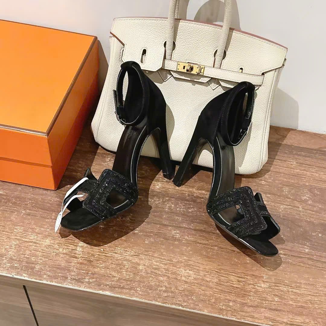 Hermès Joy Sandal Amarante Suede Leather 10.5cm - Image 9