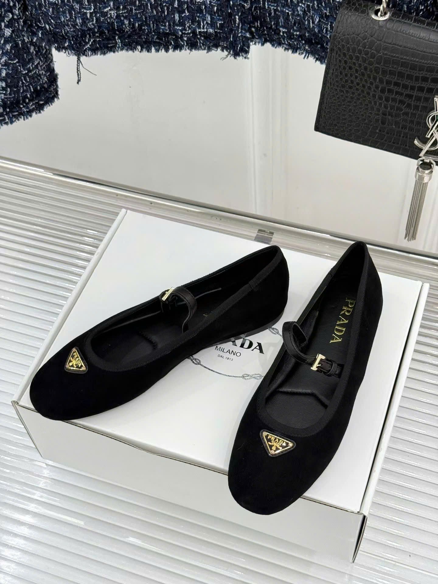 Prada Nappa Leather Ballerinas Women Flat Shoes - Image 6