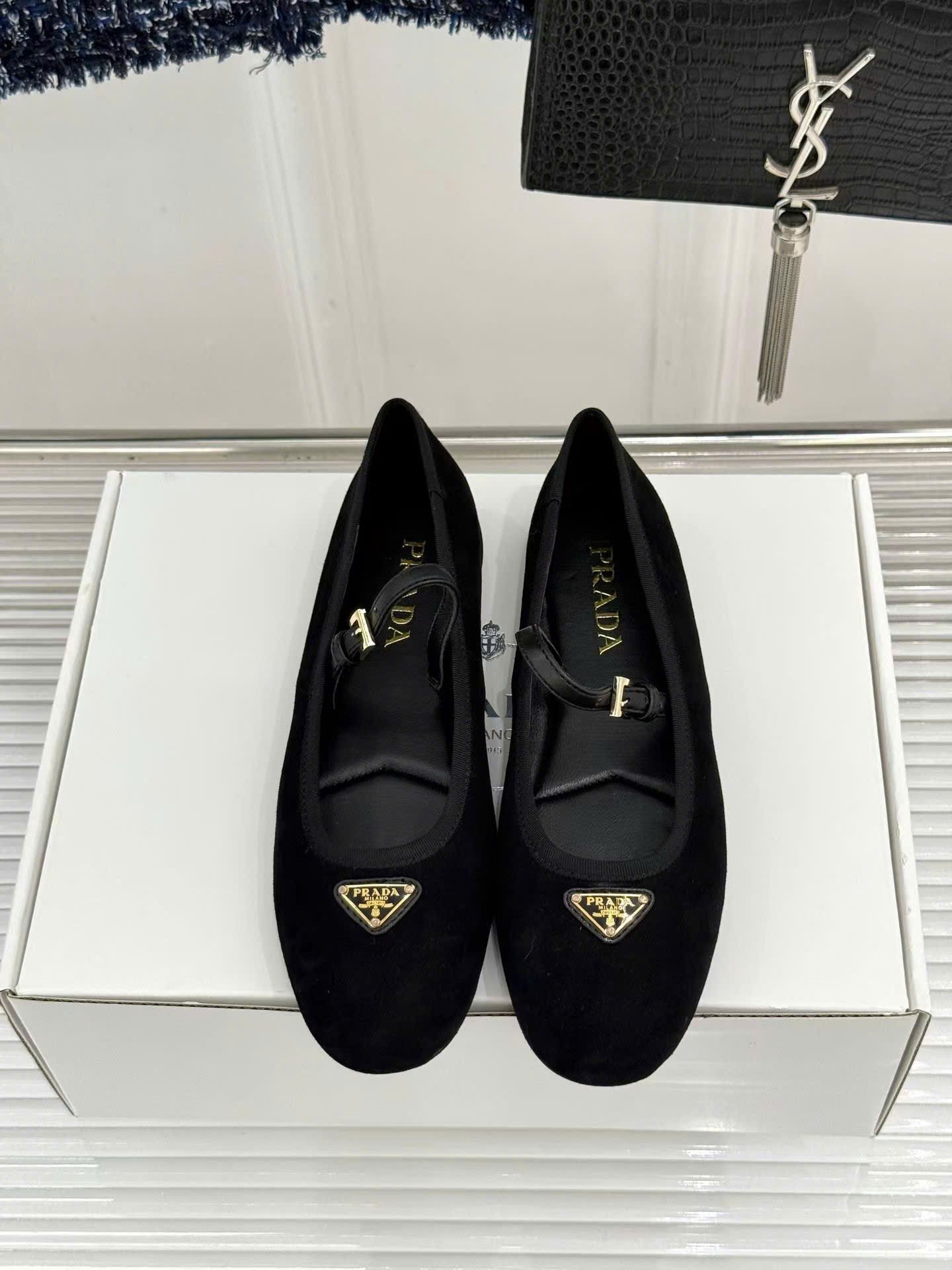 Prada Nappa Leather Ballerinas Women Flat Shoes
