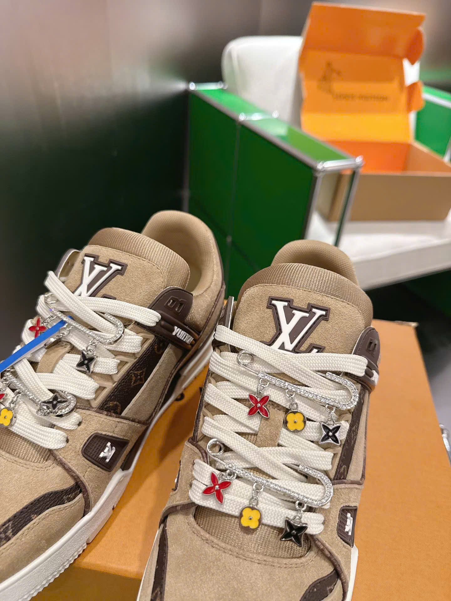 Louis Vuitton LV Trainer Monogram Unisex Sneakers - Image 8