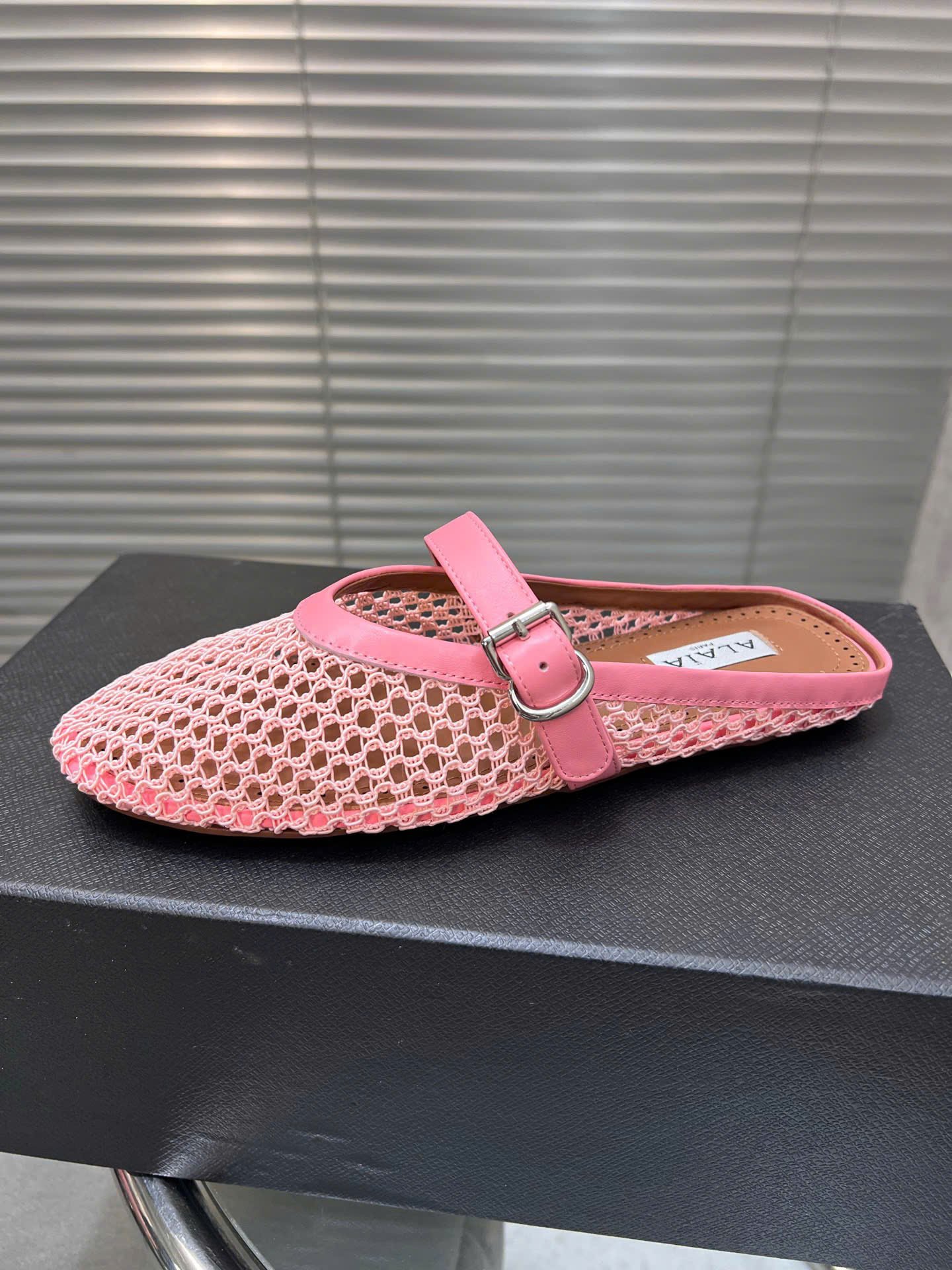 Alaïa Mesh Ballet Flats Mule - Image 7
