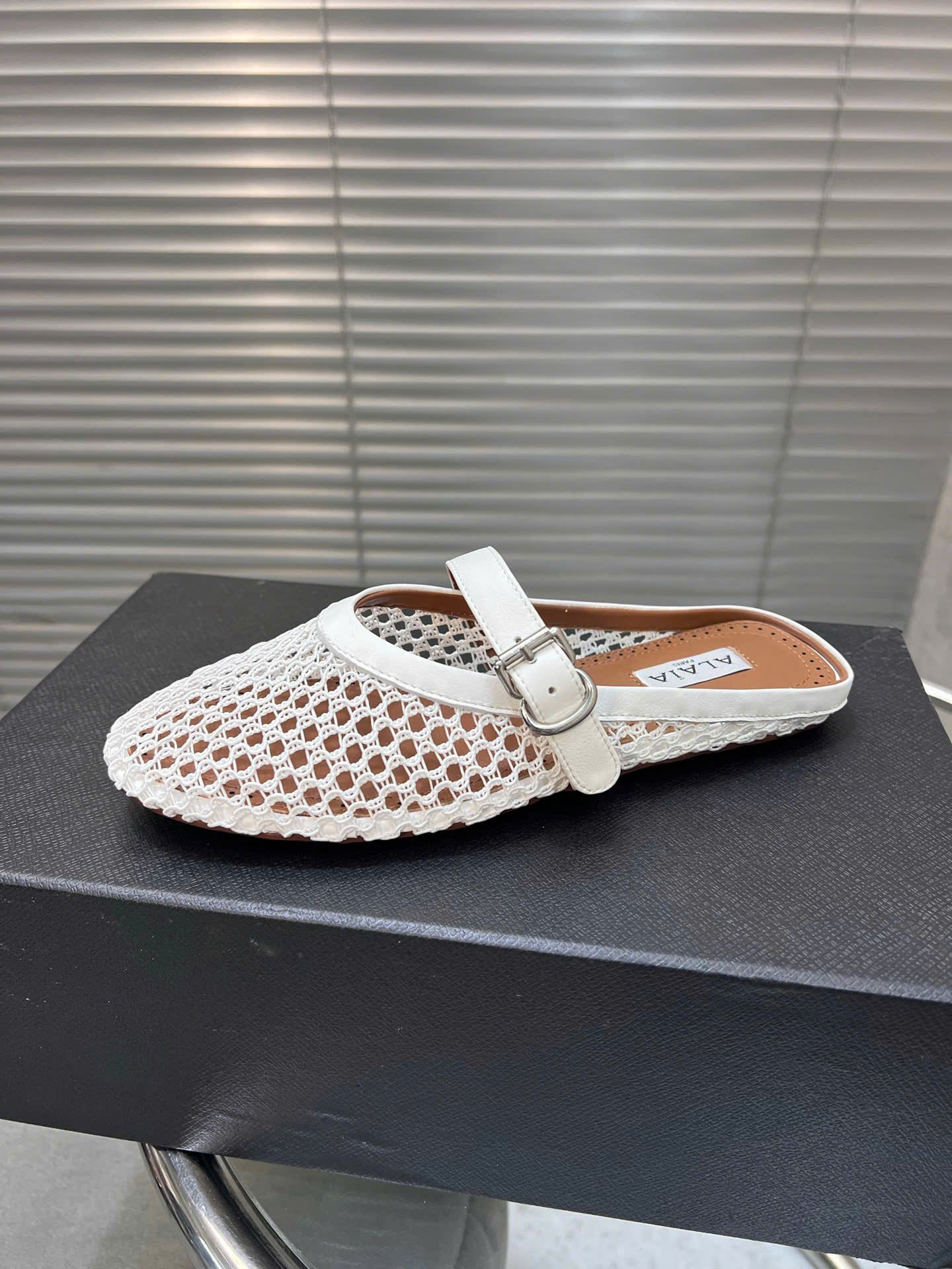 Alaïa Mesh Ballet Flats Mule - Image 7