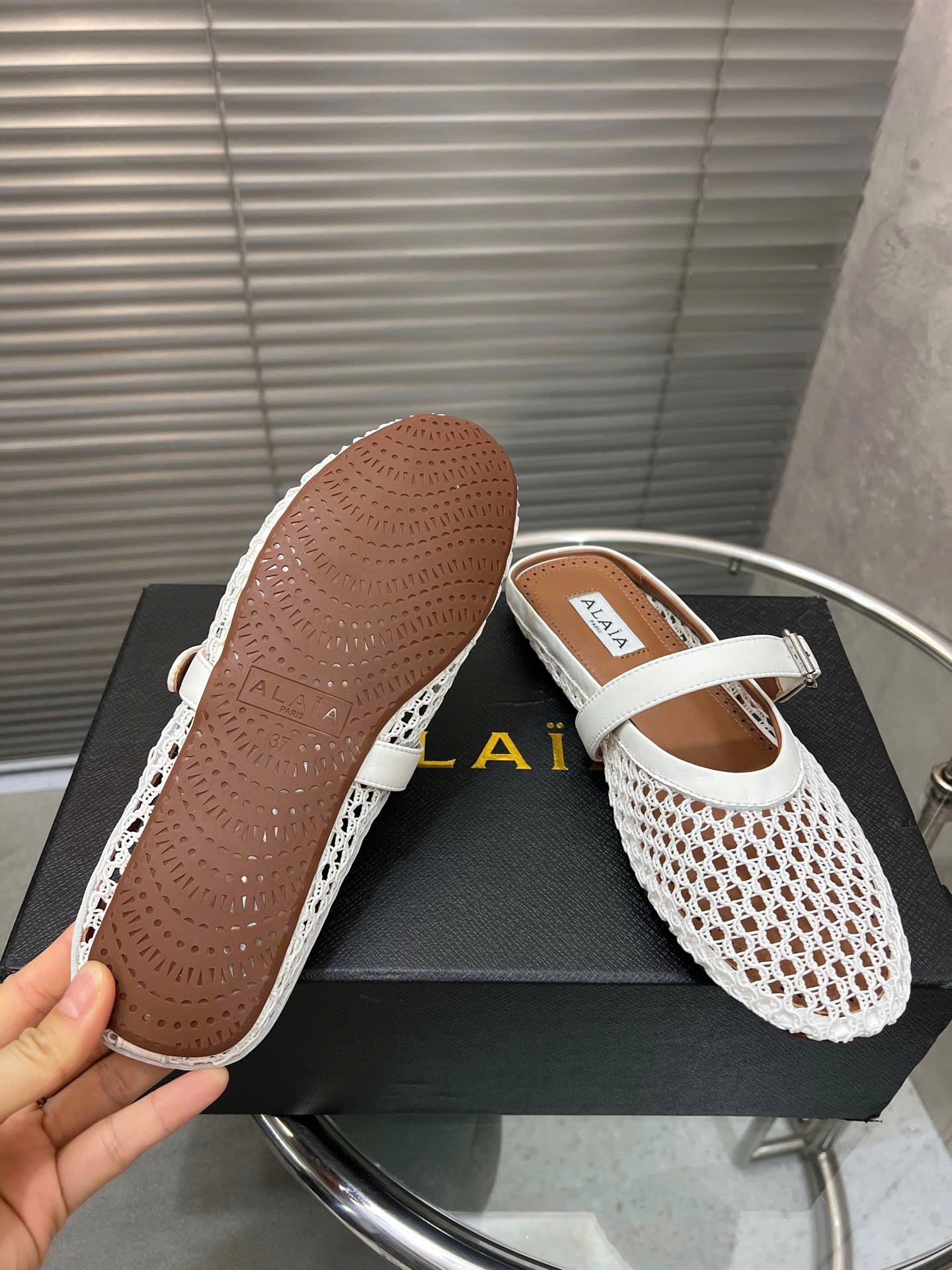 Alaïa Mesh Ballet Flats Mule - Image 9