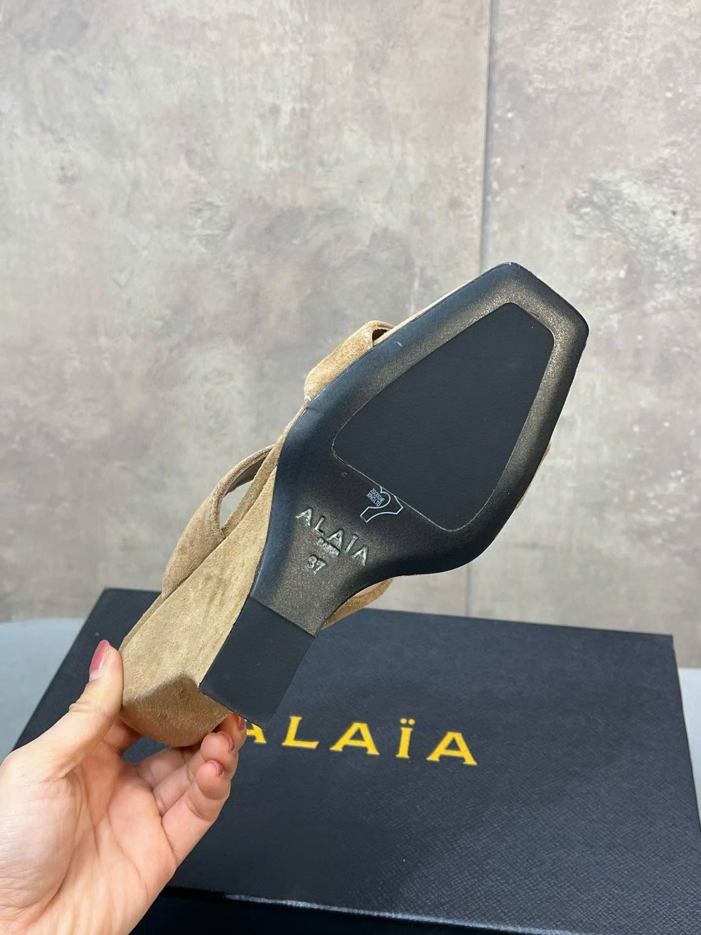 Alaïa Wave 110 Suede Wedge Mules - Image 7