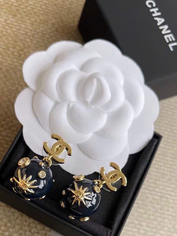 Chanel Iconic CC Elegance Earrings - Image 6