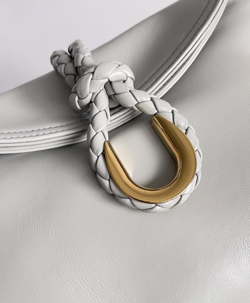 Bottega Veneta Medium Liberta Bags - Image 6