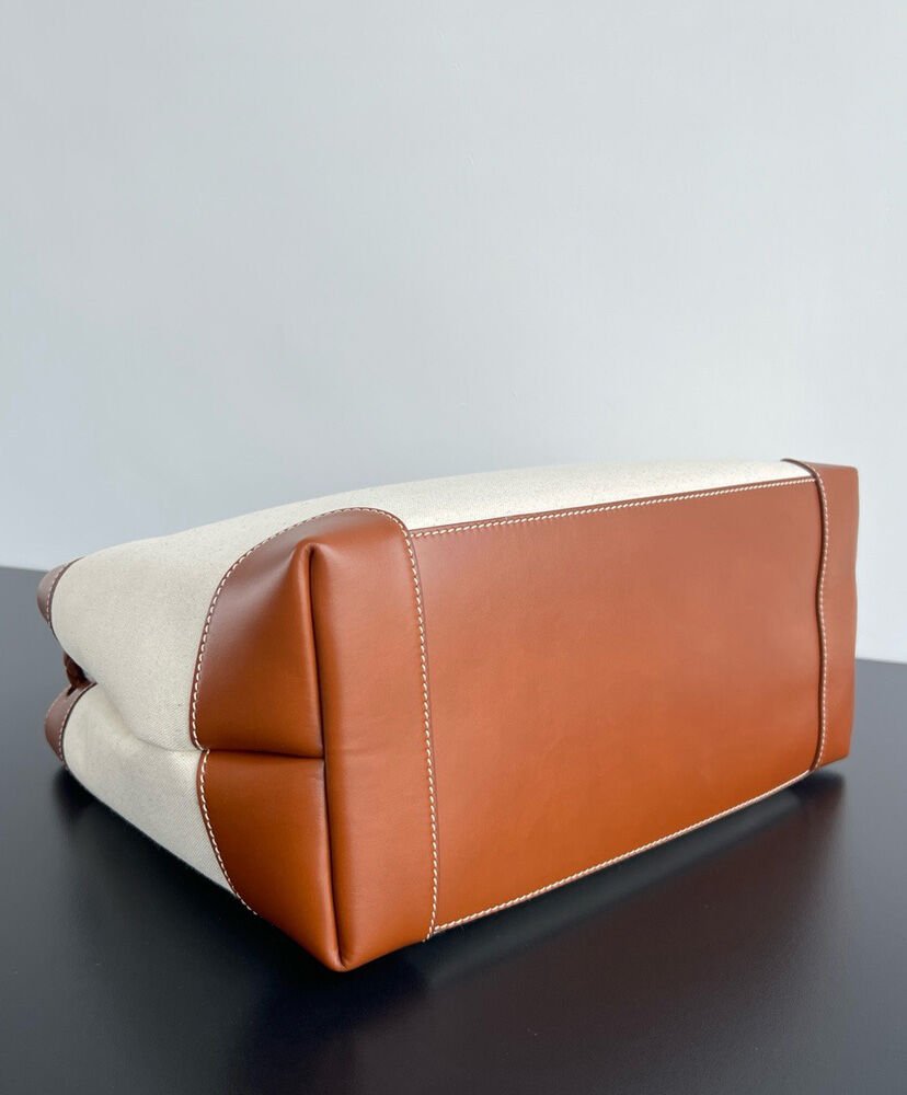 Bottega Veneta Large Andiamo Coffee - Image 5