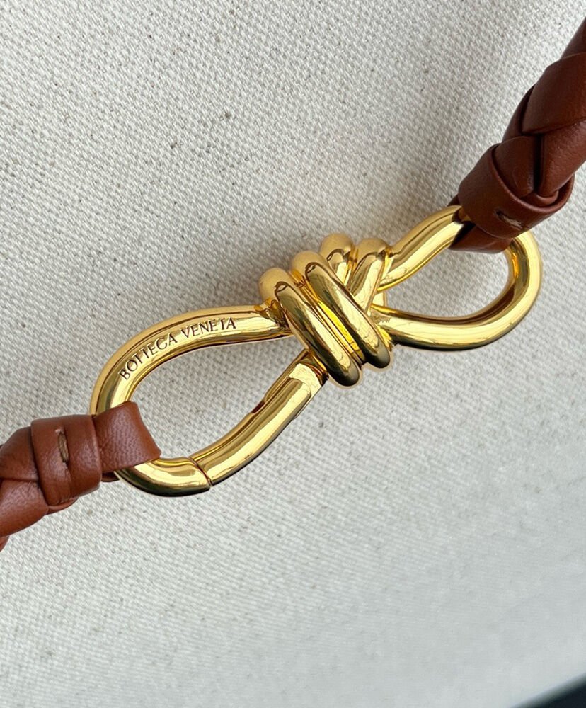 Bottega Veneta Large Andiamo Coffee - Image 7
