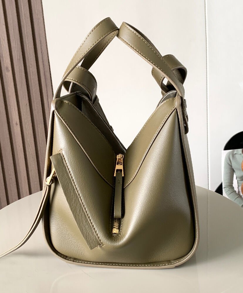 Loewe Compact Hammock Bag In Classic Calfskin - Image 2