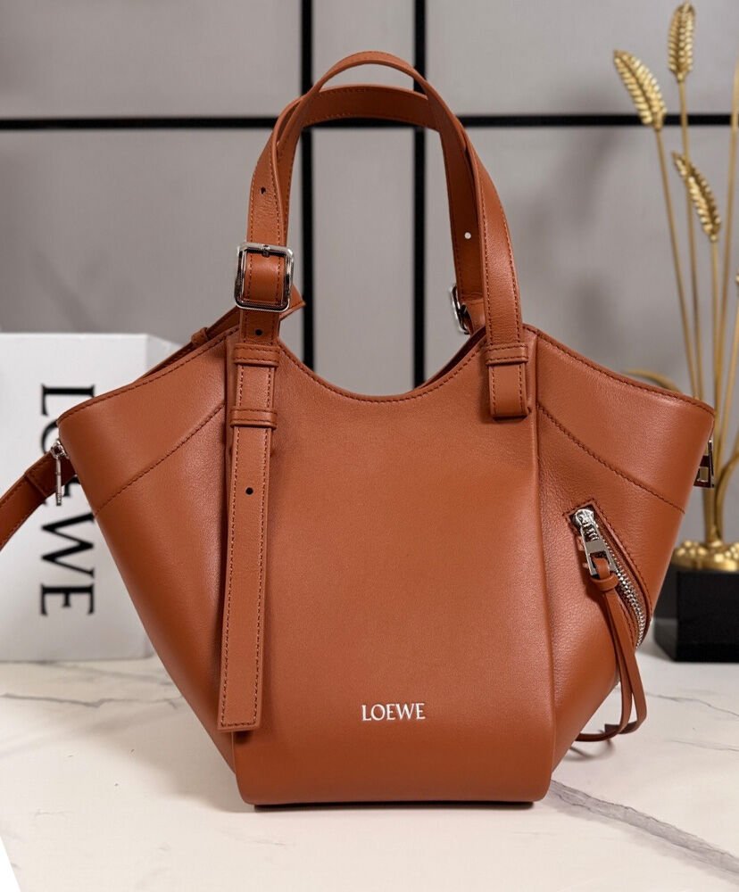 Loewe Hammock Flip Bag In Classic Calfskin - Image 2