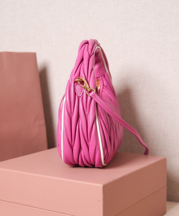 Miumiu Wander Matelasse Nappa Leather Bag 5BC125 - Image 4