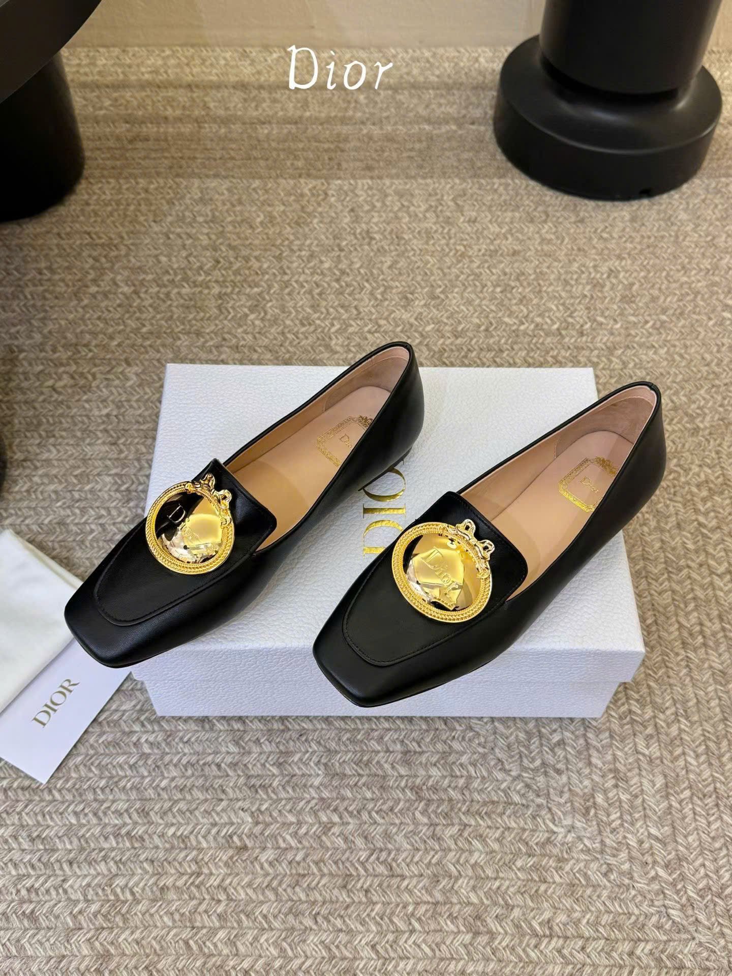 Dior Médaillon Buckle Loafer Black Lambskin Women's Shoes - Image 2
