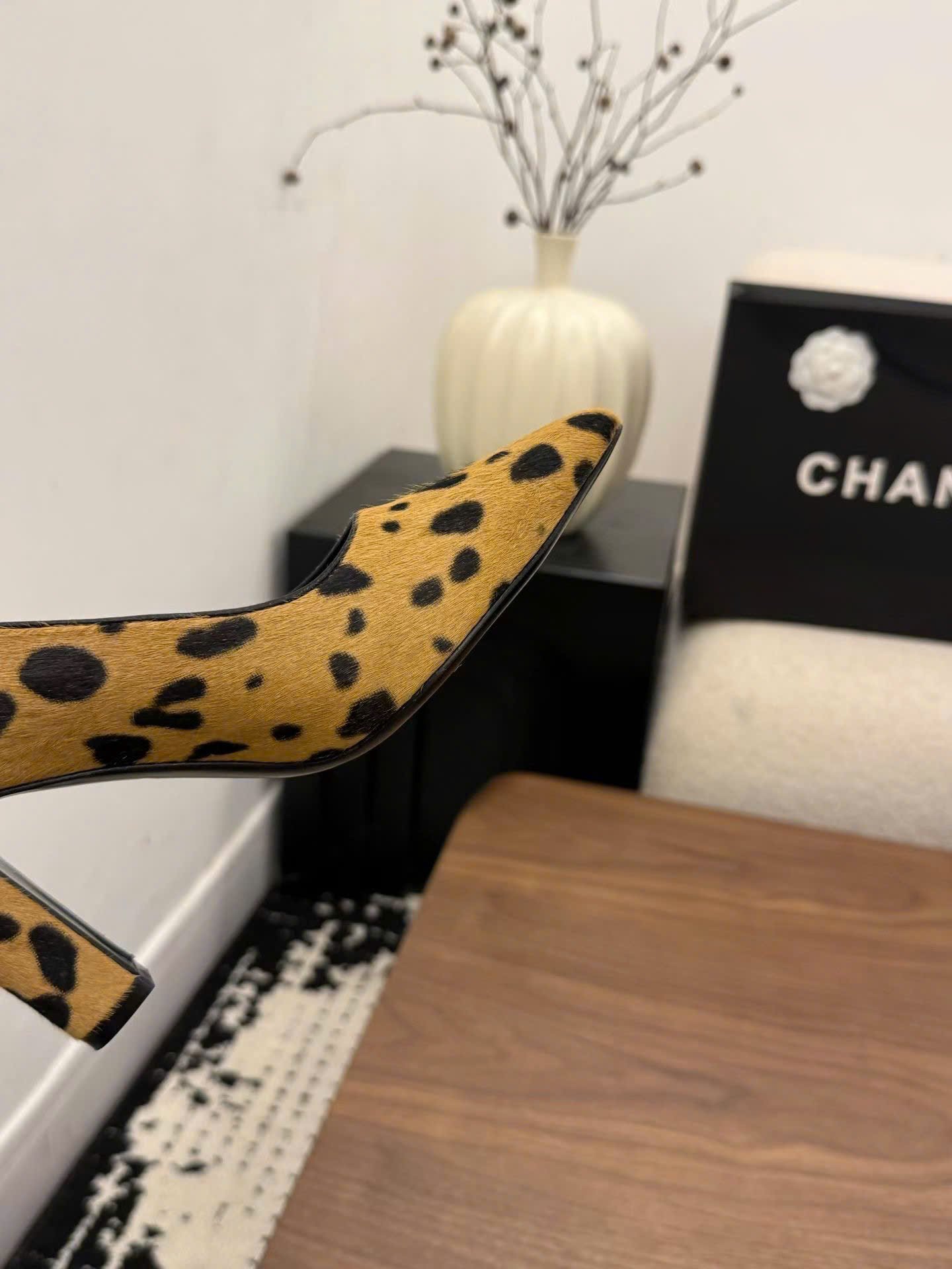 Chanel Leather Heeled Pumps Shoes 8.5cm - Image 4