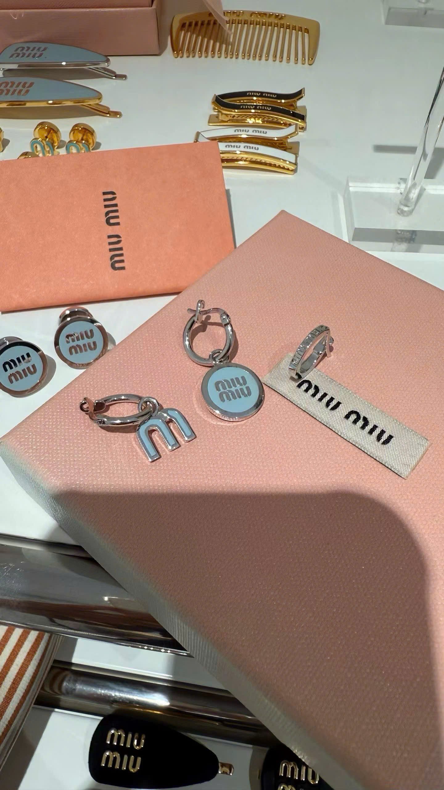 Miu Miu Elegance Earrings - Image 4