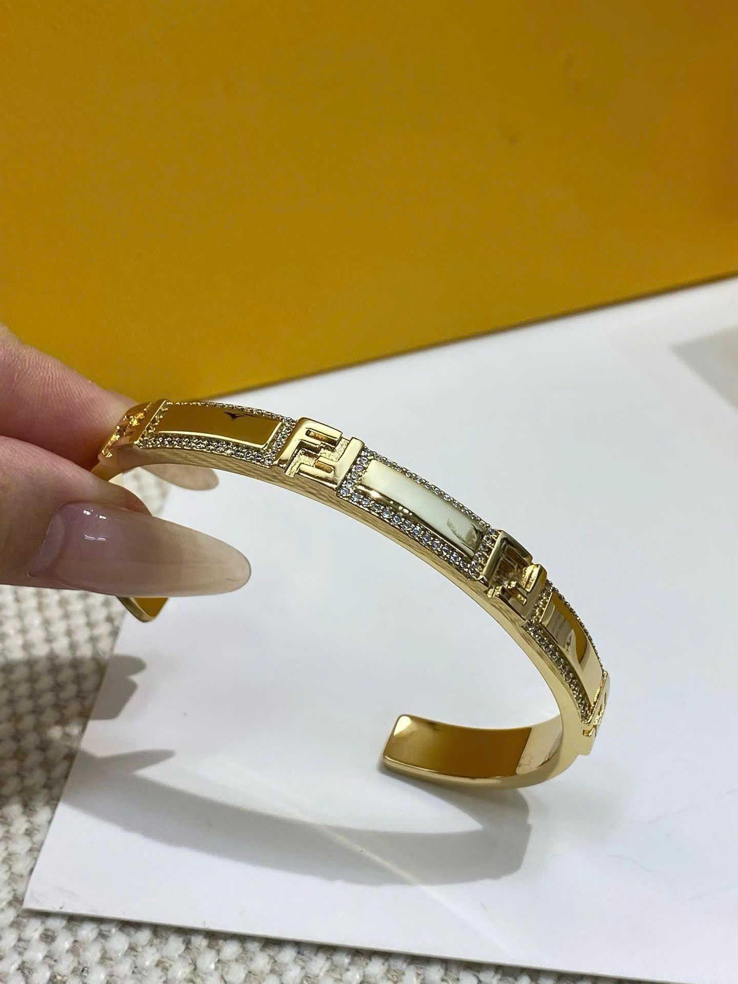 Fendi FF Bangle New Collections - Image 5