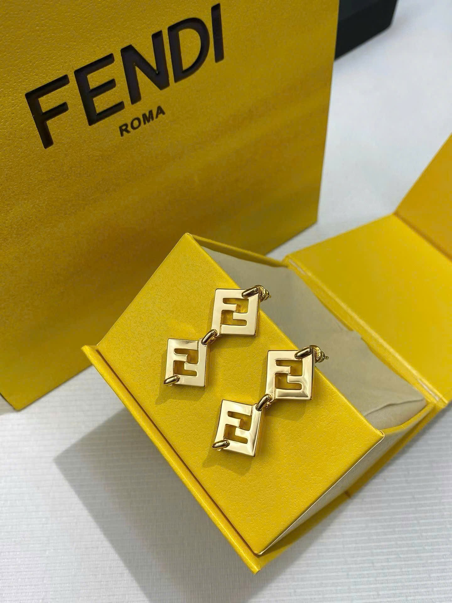 Fendi FF Earrings New Collections - Image 2