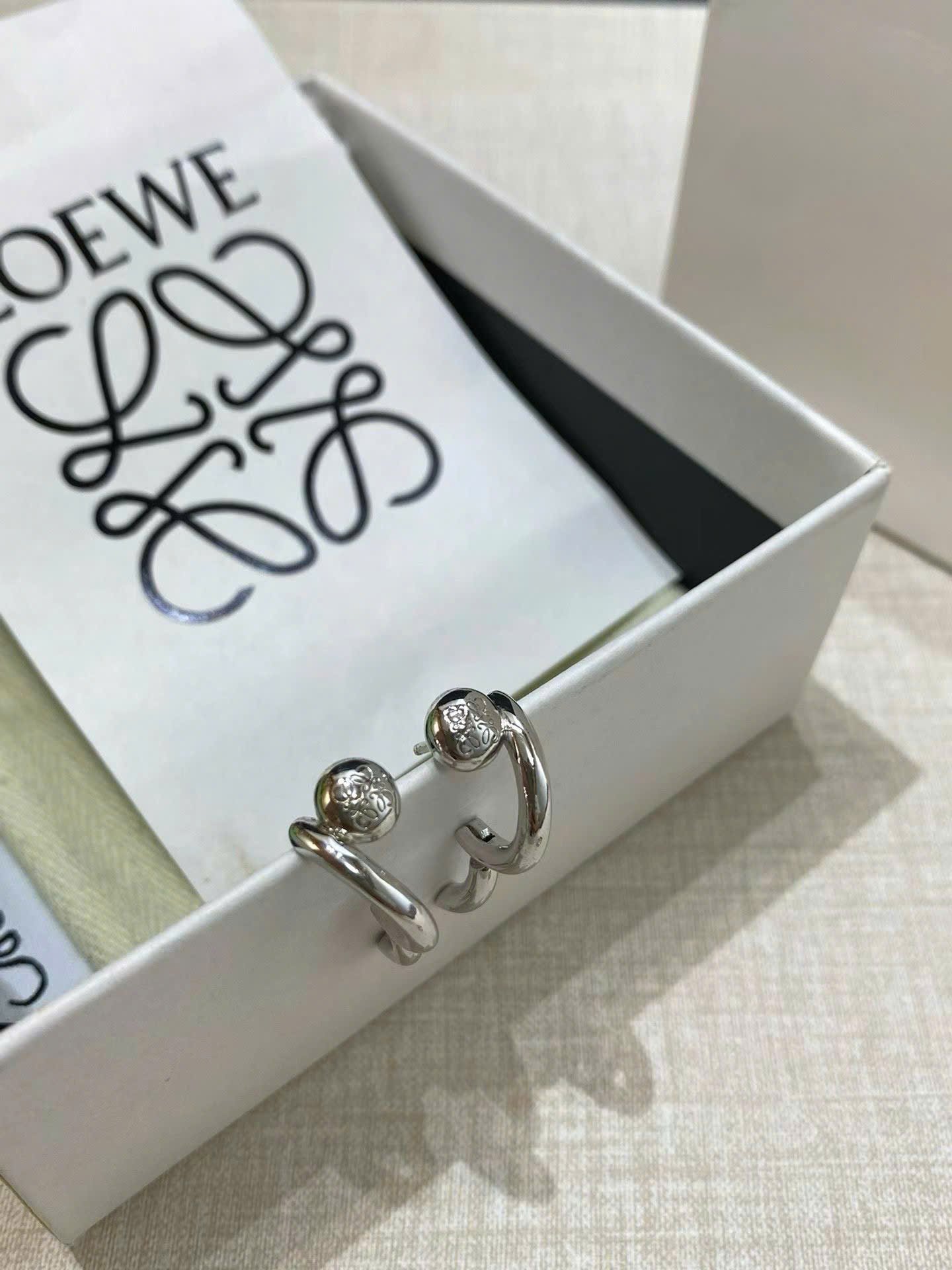 Loewe Earrings New Collections - Image 3