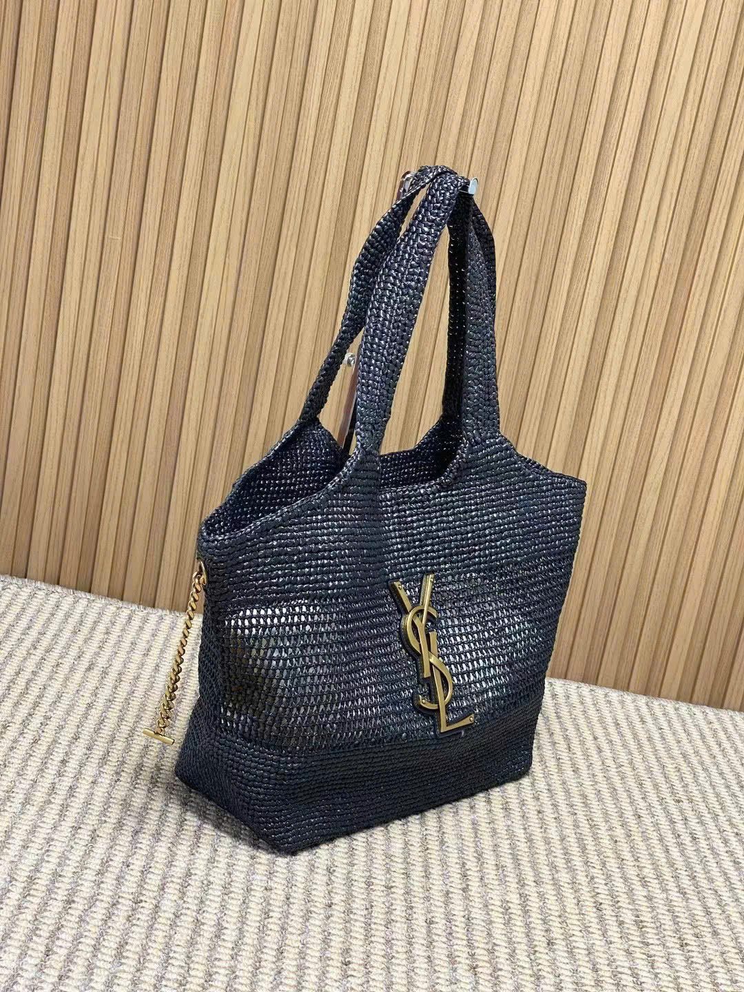 Saint Laurent Icare Maxi Shopping Bag in Raffia - Image 3