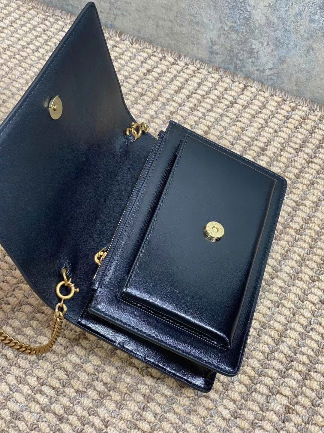 Saint Laurent Sunset Shoulder Bag - Image 6