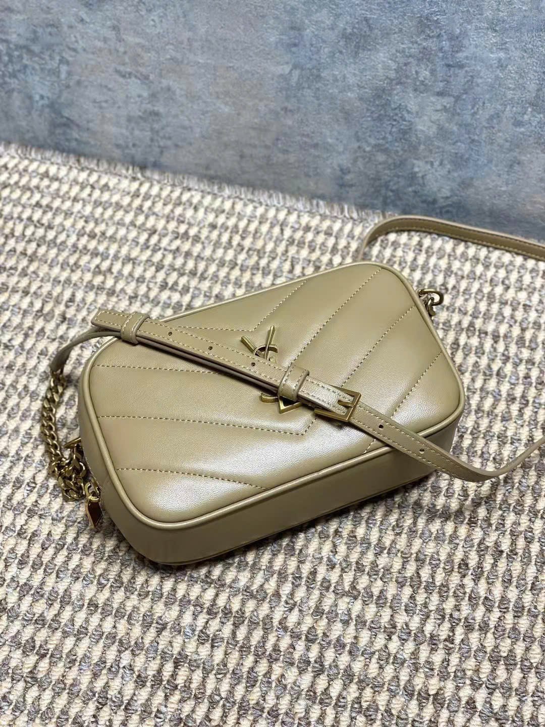 Saint Laurent Monogram Loulou Camera Bag - Image 5