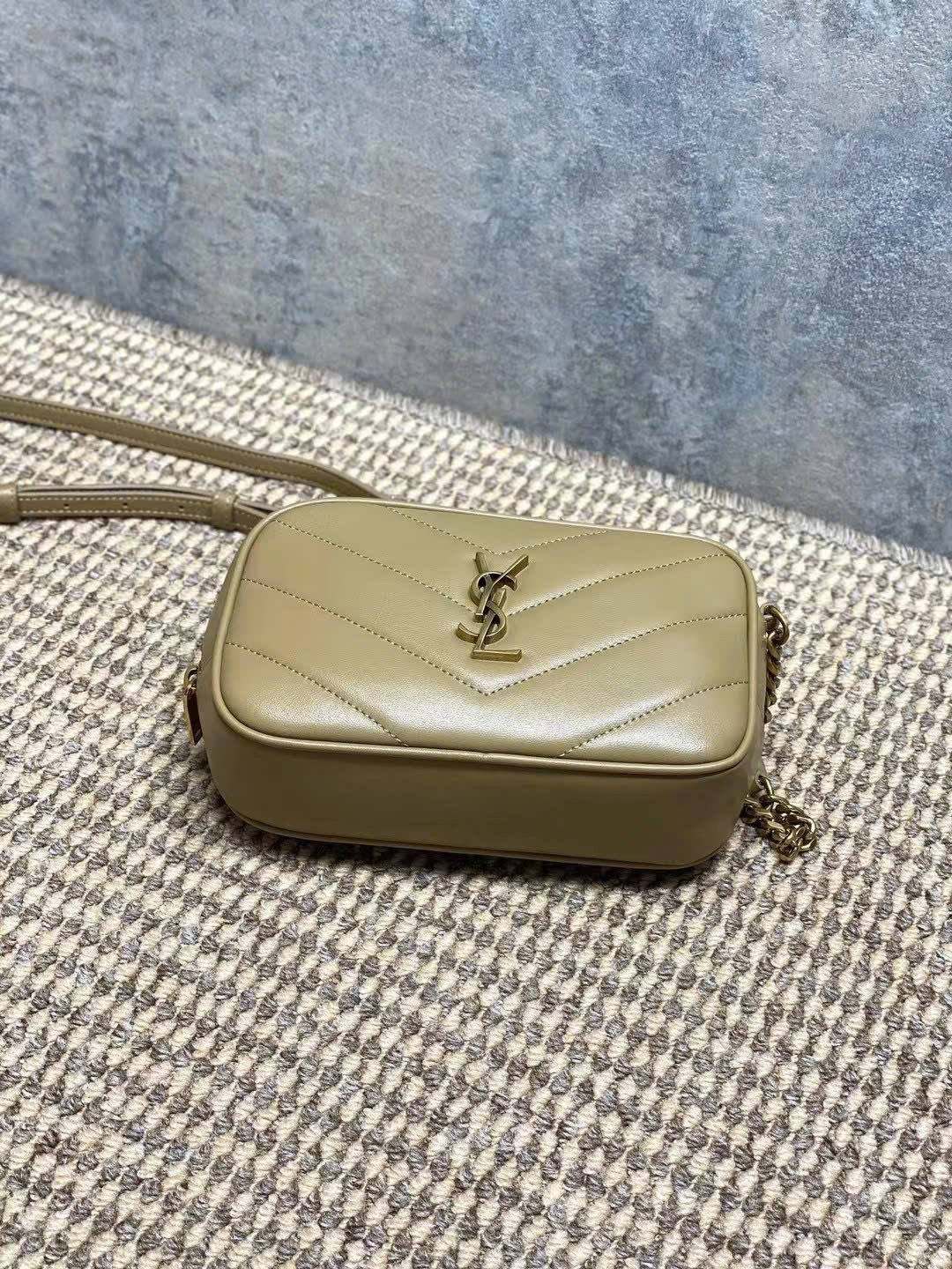 Saint Laurent Monogram Loulou Camera Bag - Image 7