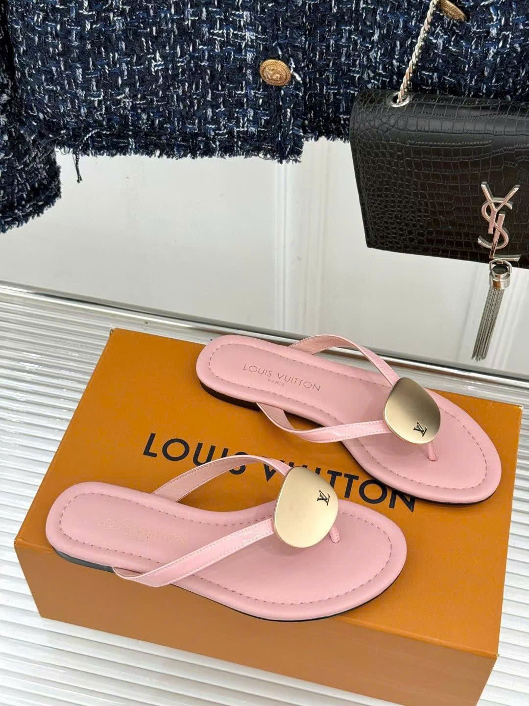 Louis Vuitton Treasure Flat Thong Sandal - Image 8