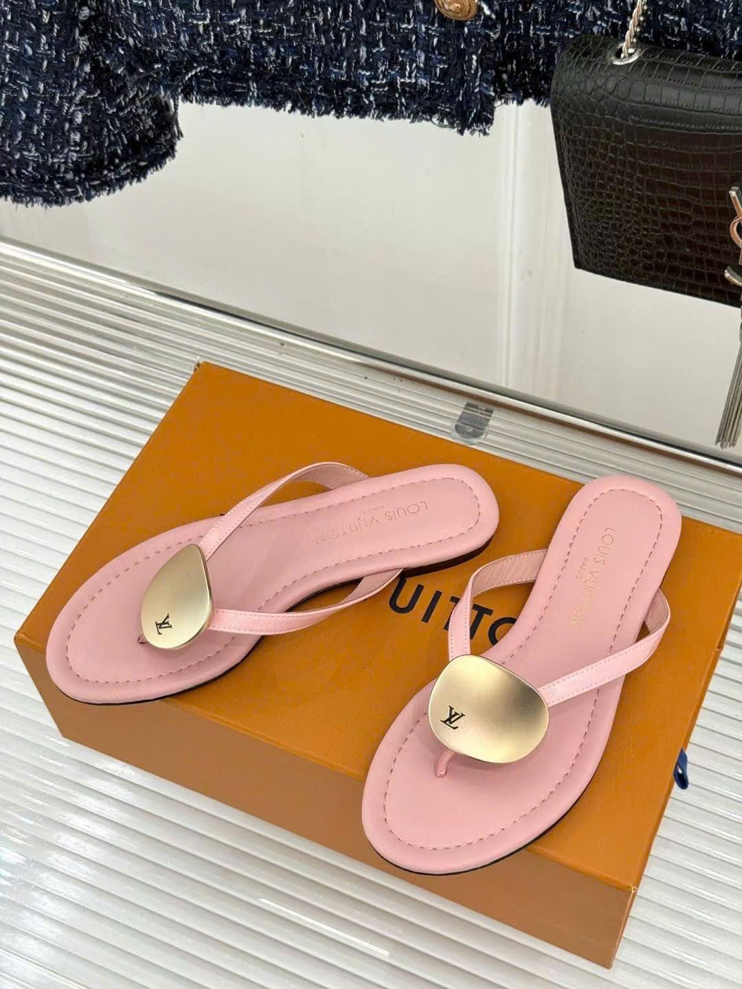 Louis Vuitton Treasure Flat Thong Sandal - Image 9