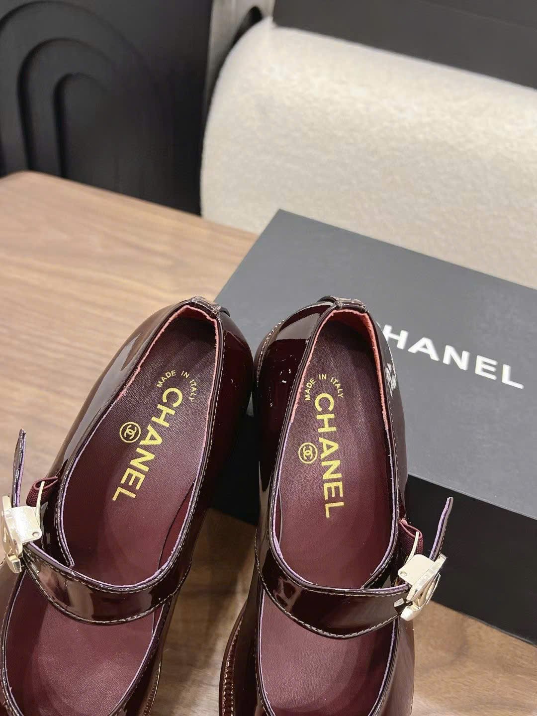 Chanel Patent Mary Jane Shoes - Image 6