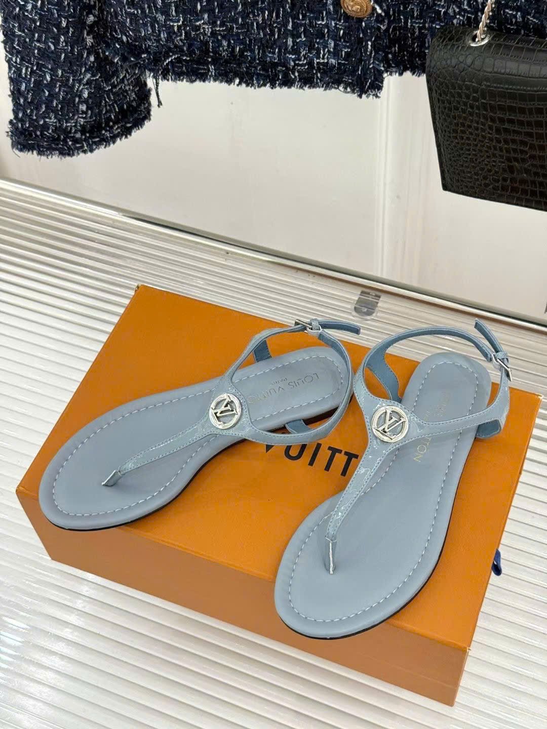 Louis Vuitton Treasure Flat Thong Sandal - Image 9