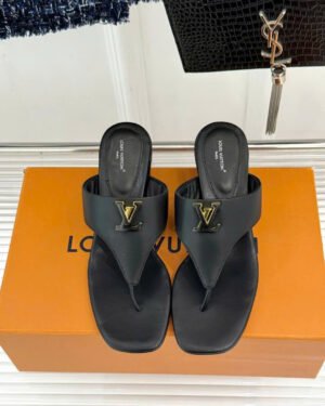 Louis Vuitton LV Logo Thong Sandal 5cm