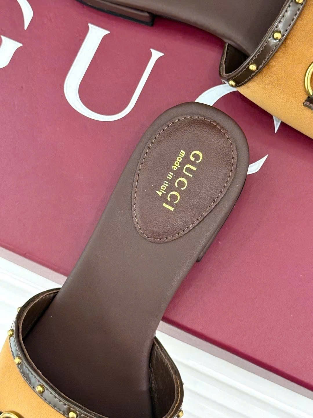 Gucci Horsebit Slide Sandal - Image 6